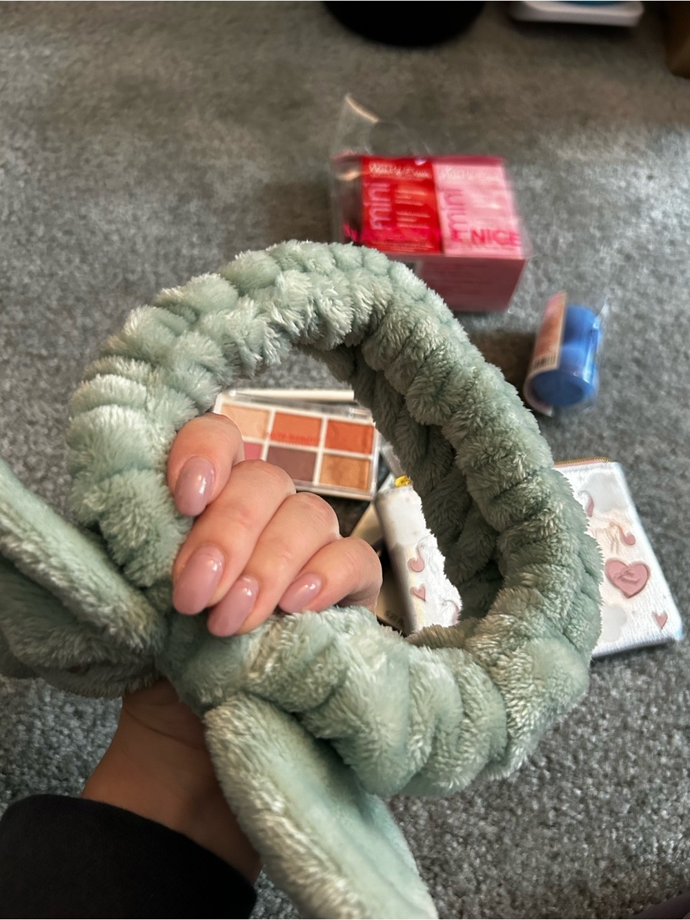Make-up Bundle 💕 - Picture 14 of 14